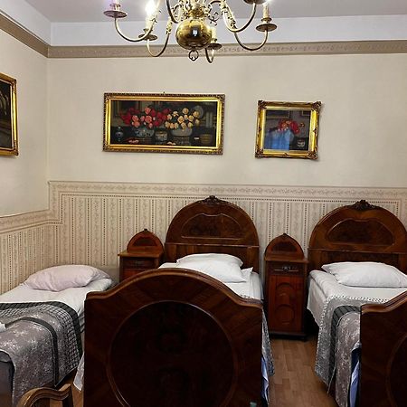Vavelsky Apartments - Old Town คราคูฟ ภายนอก รูปภาพ