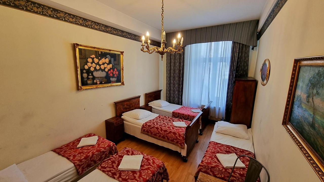 Vavelsky Apartments - Old Town คราคูฟ ภายนอก รูปภาพ