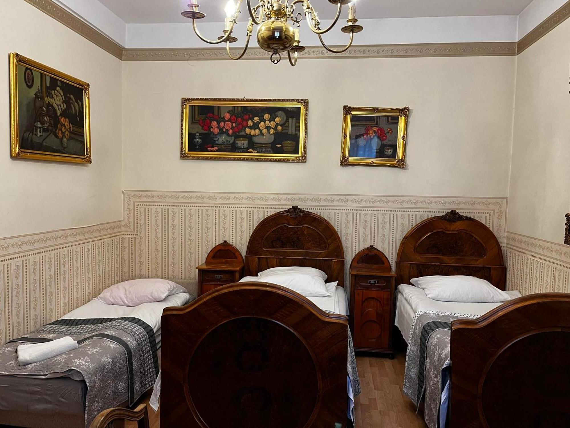 Vavelsky Apartments - Old Town คราคูฟ ภายนอก รูปภาพ