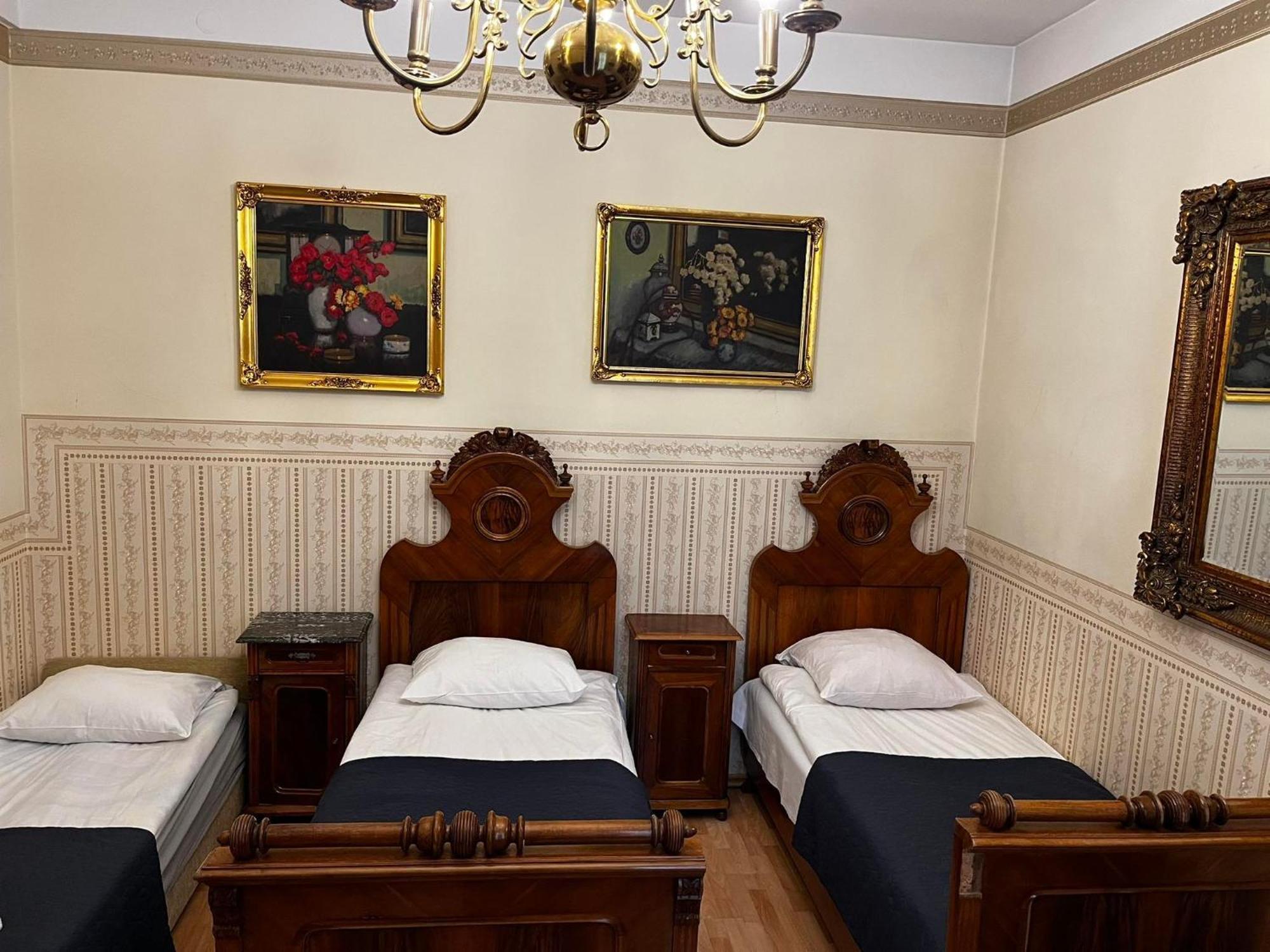 Vavelsky Apartments - Old Town คราคูฟ ภายนอก รูปภาพ