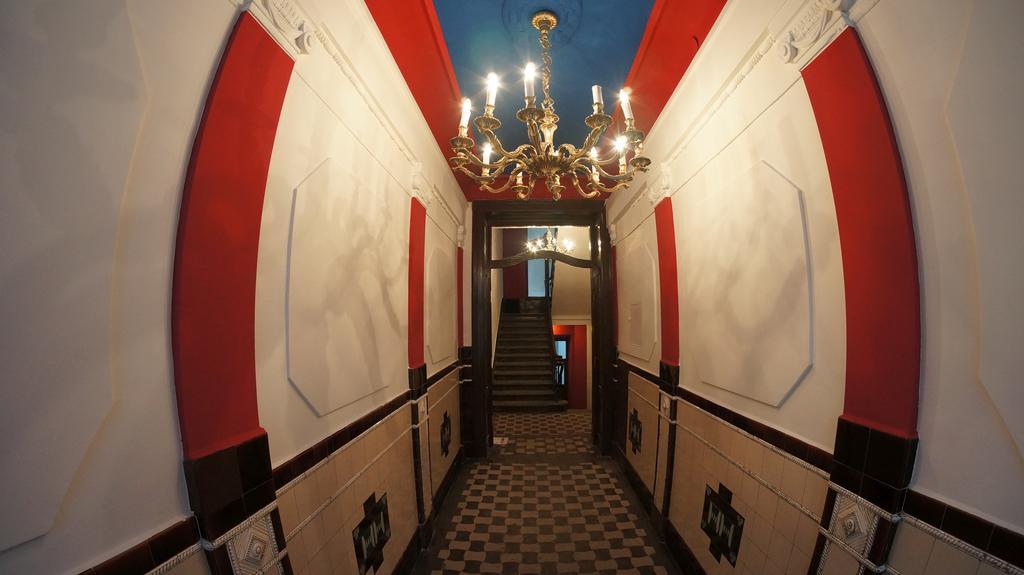 Vavelsky Apartments - Old Town คราคูฟ ภายนอก รูปภาพ