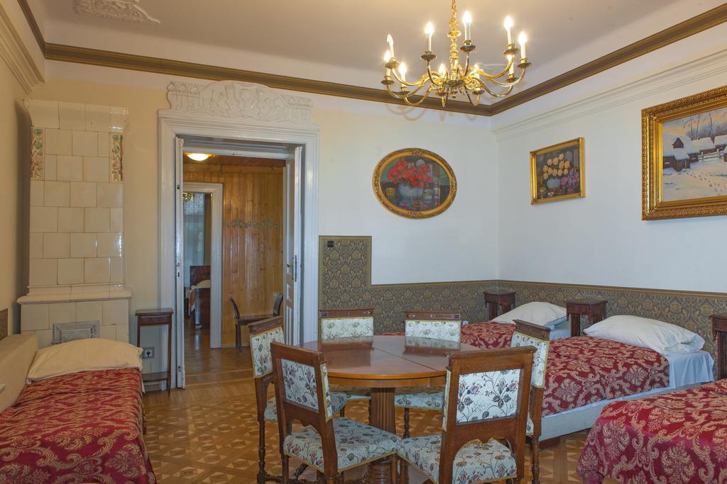 Vavelsky Apartments - Old Town คราคูฟ ภายนอก รูปภาพ
