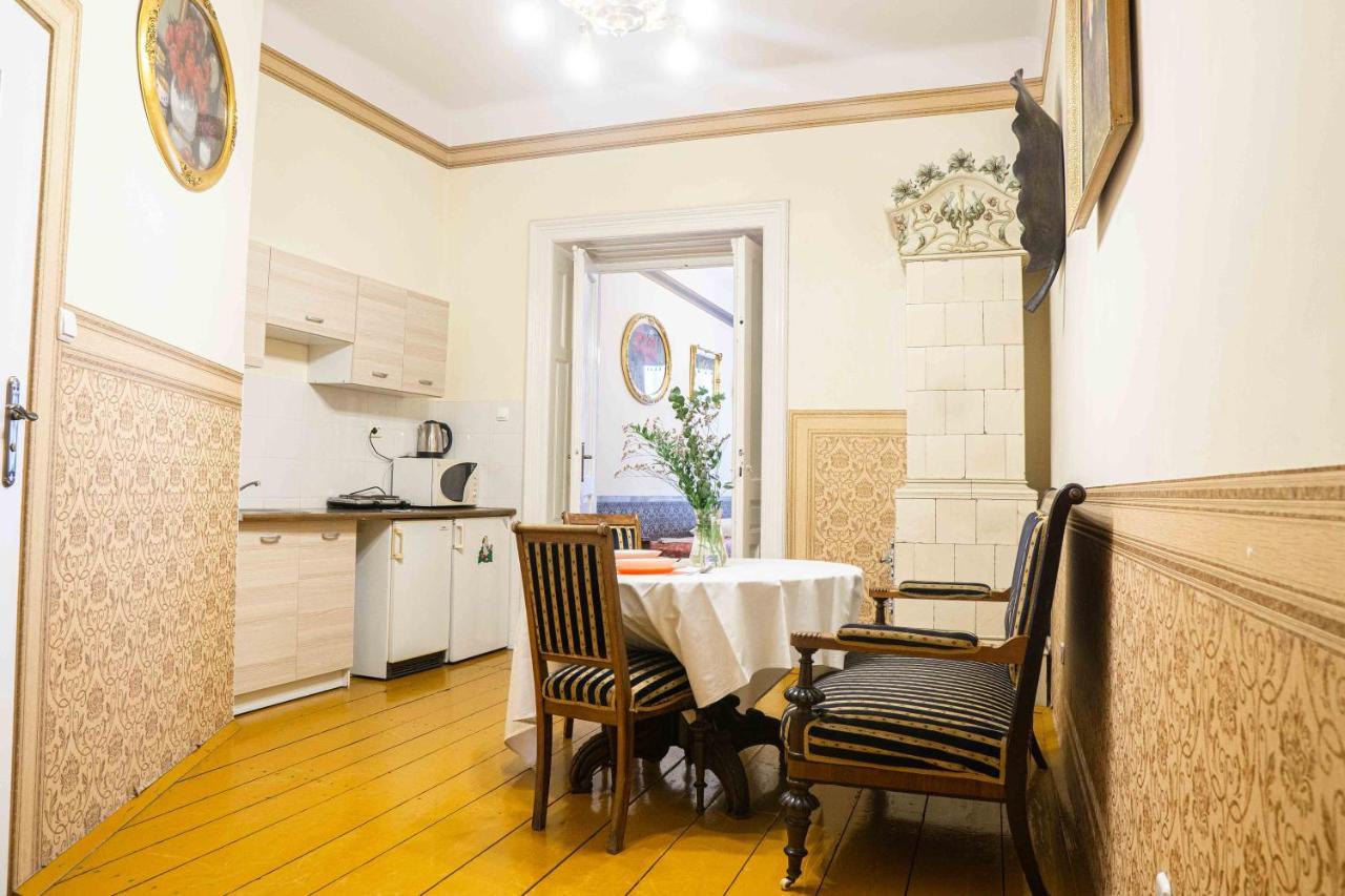 Vavelsky Apartments - Old Town คราคูฟ ภายนอก รูปภาพ