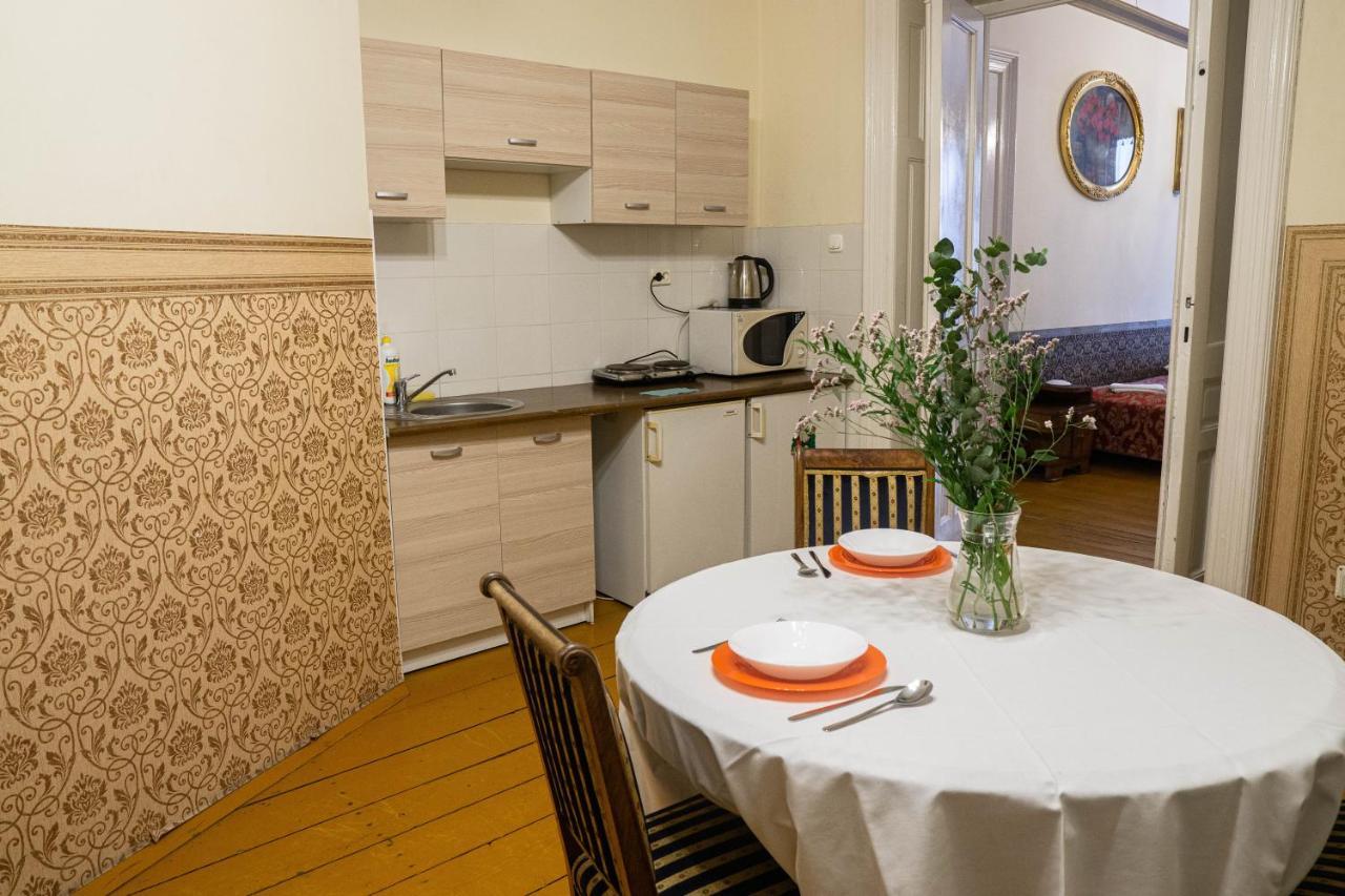 Vavelsky Apartments - Old Town คราคูฟ ภายนอก รูปภาพ