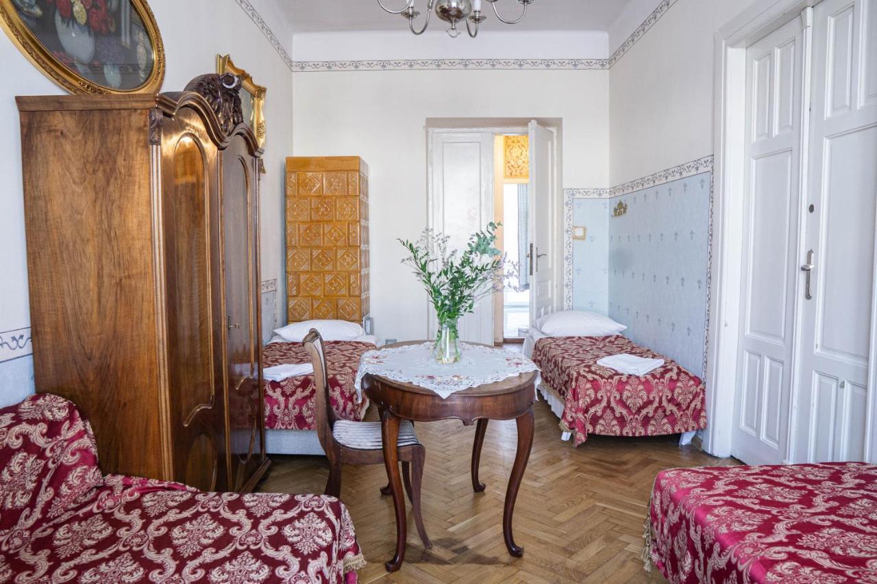 Vavelsky Apartments - Old Town คราคูฟ ภายนอก รูปภาพ